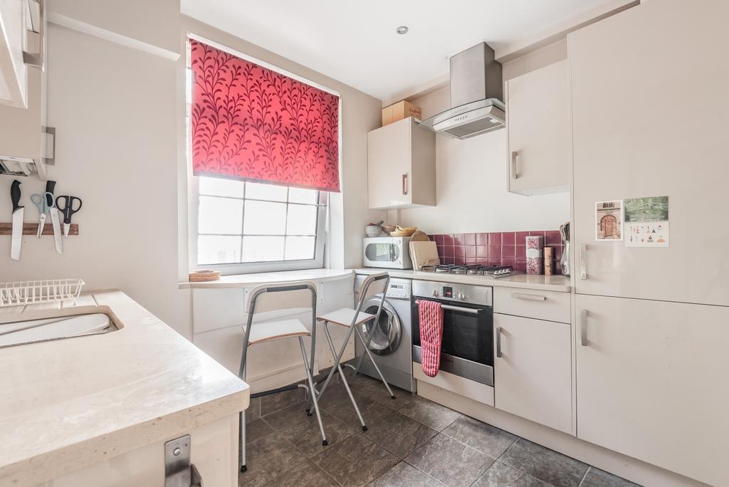 Purbrook Estate Tower Bridge Road SE1 2 bed flat £465,000