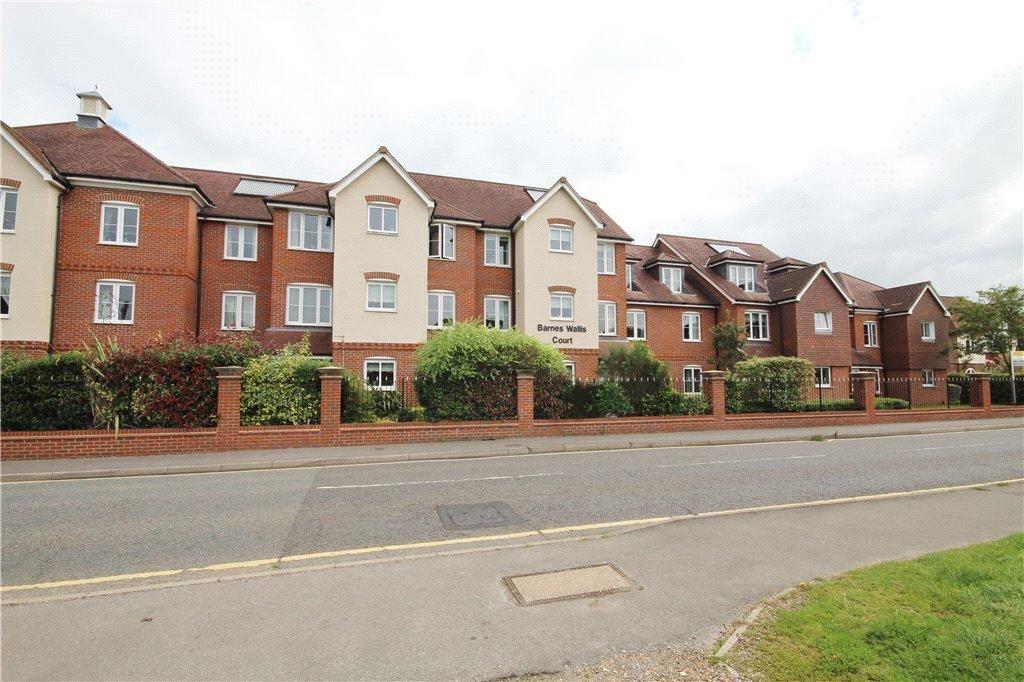28 Oyster Lane, Byfleet, West... 1 bed flat £95,000