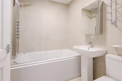 25 Albert Road, Richmond, TW10 6DJ