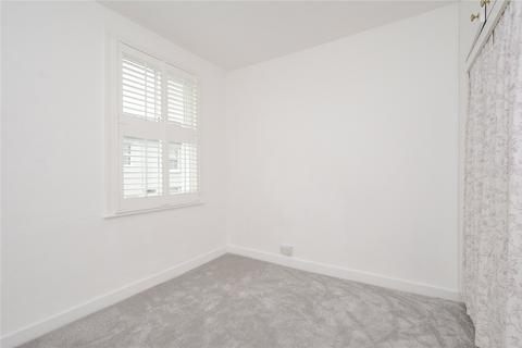 25 Albert Road, Richmond, TW10 6DJ