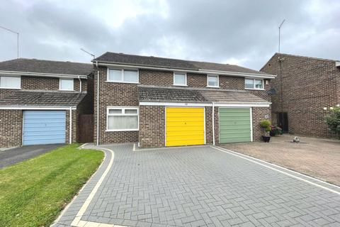 30 Cavendish Drive, Northampton, NN3 3DH