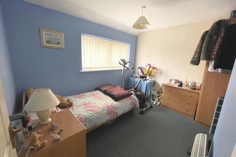 30 Cavendish Drive, Northampton, NN3 3DH