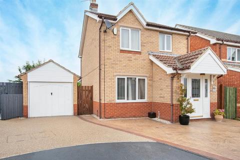 8 Briar Grove, Harworth, Doncaster, DN11 8SE