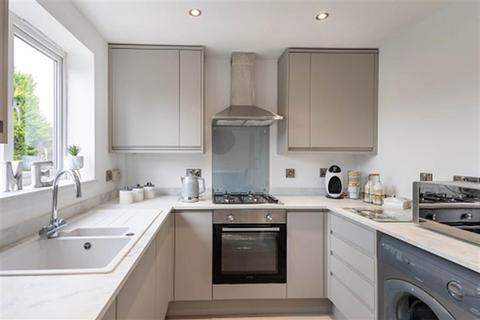 8 Briar Grove, Harworth, Doncaster, DN11 8SE