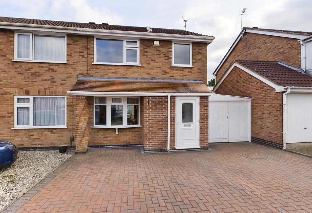 Haven Close, Leicester Forest East... 3 bed semidetached house £255,000