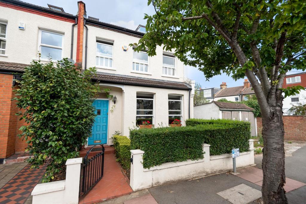 Colesburg Road, Beckenham 4 bed end of terrace house £825,000