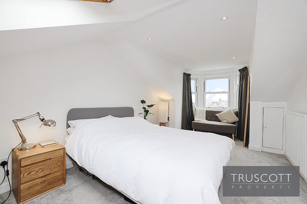 Double Bedroom 1