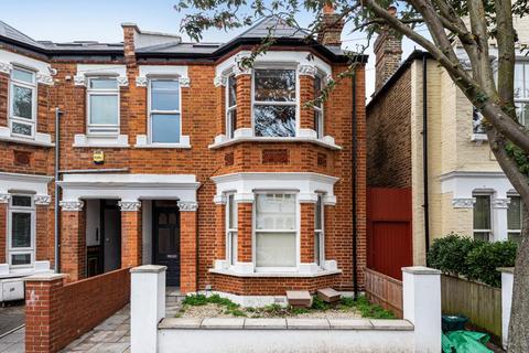 Flat 2, 3 Willcott Road, London, W3 9QX