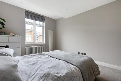 Flat 2, 3 Willcott Road, London, W3 9QX