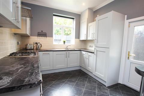 11 Falcon Avenue, Darwen, BB3 1QX