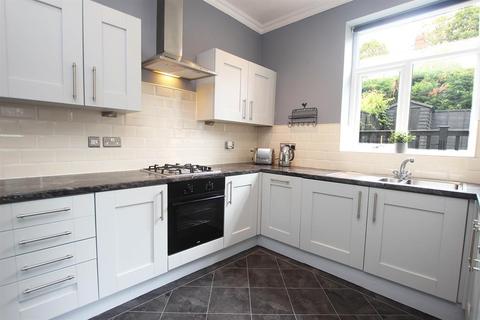 11 Falcon Avenue, Darwen, BB3 1QX