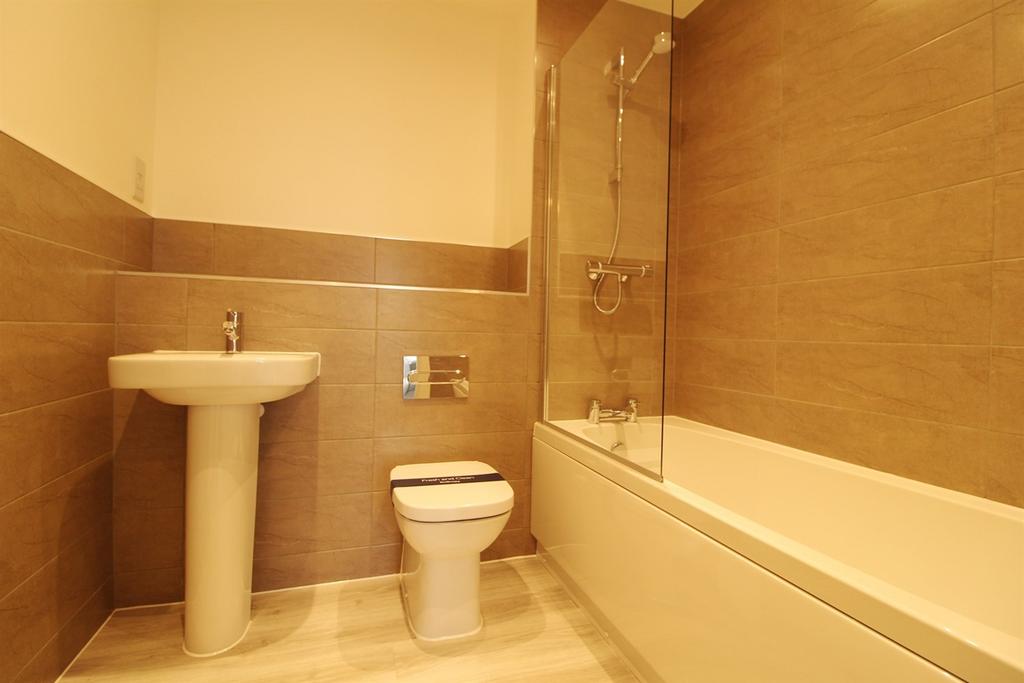 Bathroom&#43;