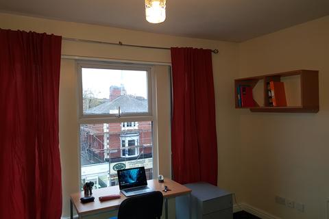 5 bedroom flat to rent - Leicester LE2