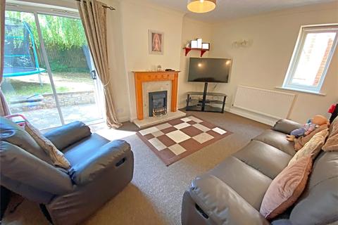 41 Long Meadows, Bradford, BD2 1LA