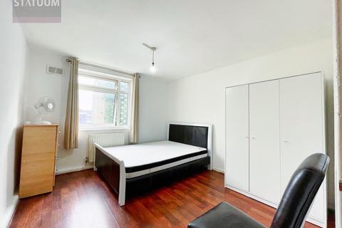 3 bedroom maisonette to rent, Harley Grove, Mile End, Bow, London, E3