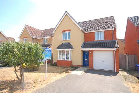 3 bedroom detached house to rent, Linden Walk, Beck Row, Bury St. Edmunds, Suffolk, IP28