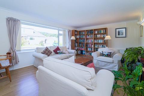 6 Hazel Avenue, Crieff, PH7 3ER