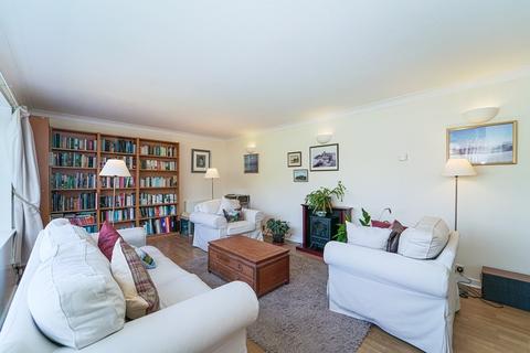 6 Hazel Avenue, Crieff, PH7 3ER