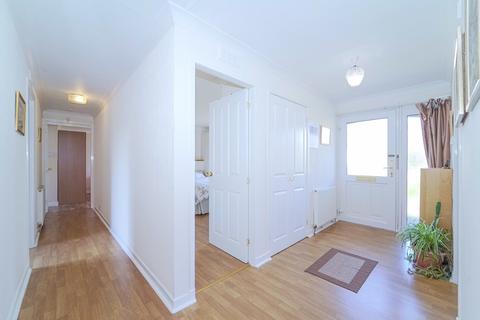 6 Hazel Avenue, Crieff, PH7 3ER