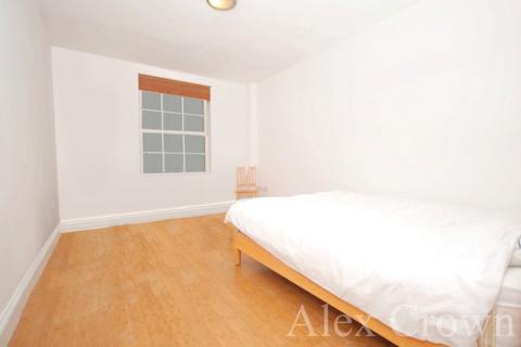 2 bedroom flat to rent, Stoke Newington High Street, Stoke Newington