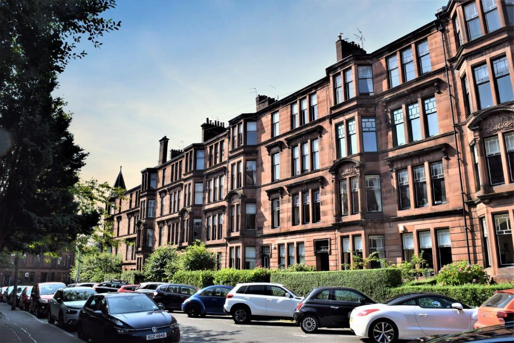 Falkland Street, Flat 0/2, Hyndland, Glasgow, G12 9QY 3 bed flat £375,000