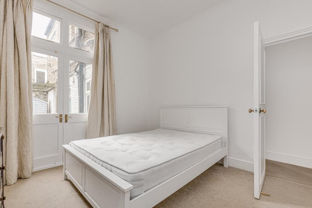 Bedroom Master
