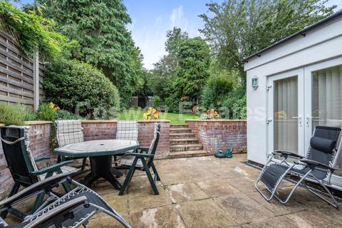 34 Wise Lane, London, NW7 2RE
