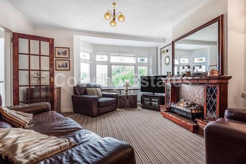 34 Wise Lane, London, NW7 2RE