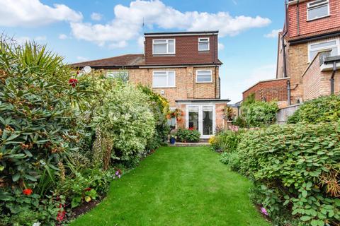 5 Aberdare Gardens, London, NW7 1DS
