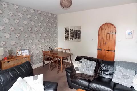 3 bedroom semi-detached house to rent, Vale Mill Lane, Haworth