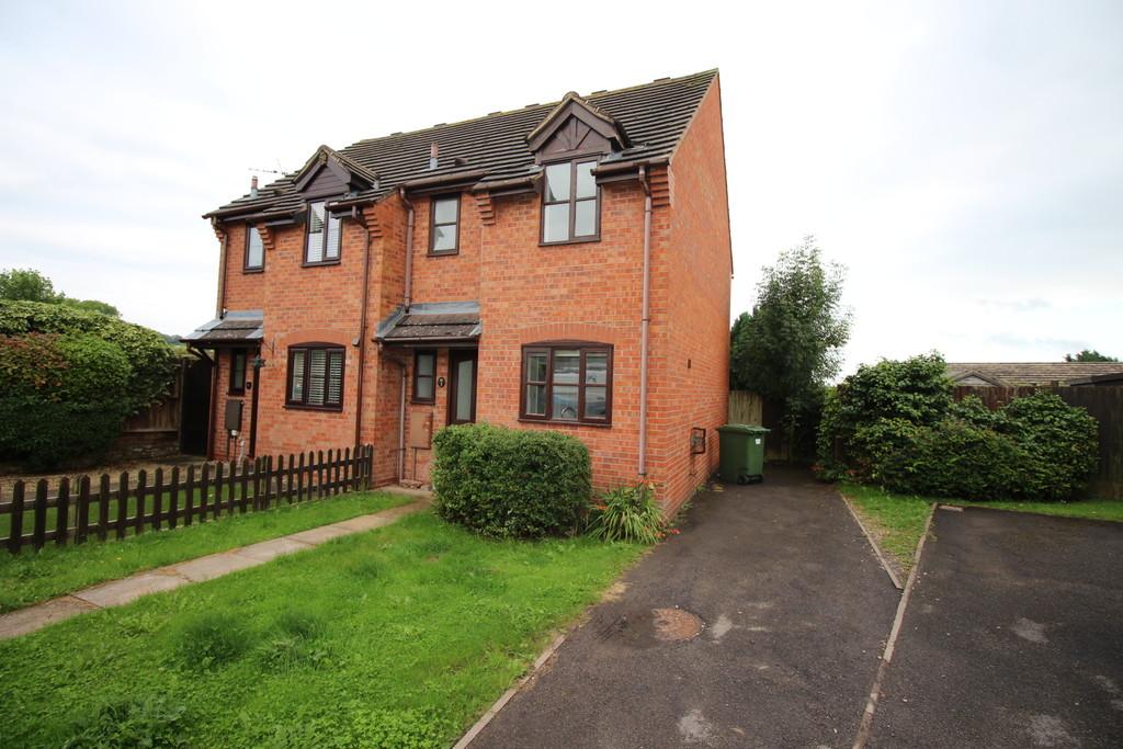 Upton RossonWye... 2 bed semidetached house £750 pcm (£173 pw)