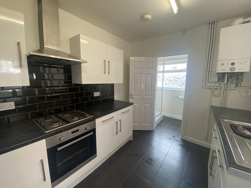 Kitchen 2
