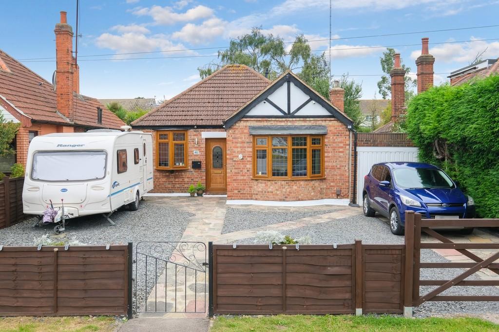 Sevenoaks Way, Orpington 2 bed detached bungalow £500,000