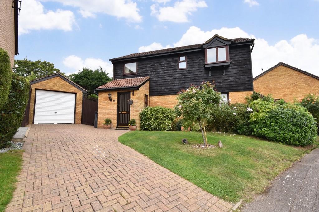 Goddard End, Stevenage 4 bed detached house £500,000