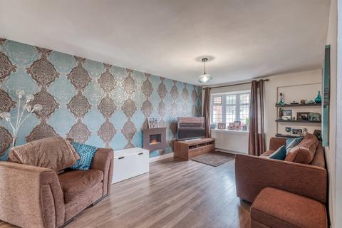 50 Avenue Road, Astwood Bank, Redditch, B96 6AU