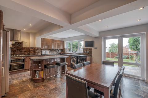 50 Avenue Road, Astwood Bank, Redditch, B96 6AU