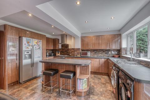50 Avenue Road, Astwood Bank, Redditch, B96 6AU