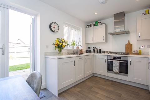 52 Caerwent Close, Dinas Powys, CF64 4QA