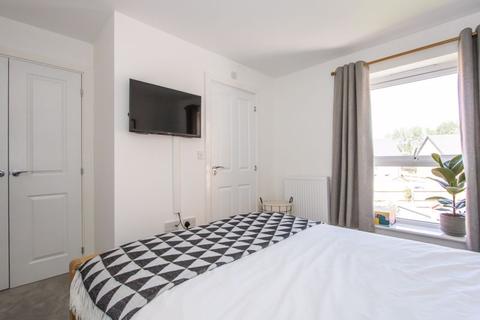 52 Caerwent Close, Dinas Powys, CF64 4QA