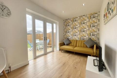 33 Bradley Road, Grimsby, DN33 1QN