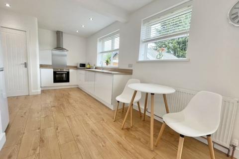 33 Bradley Road, Grimsby, DN33 1QN