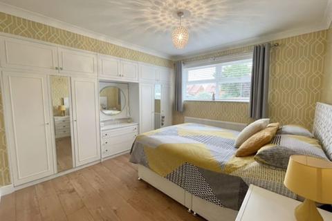 33 Bradley Road, Grimsby, DN33 1QN