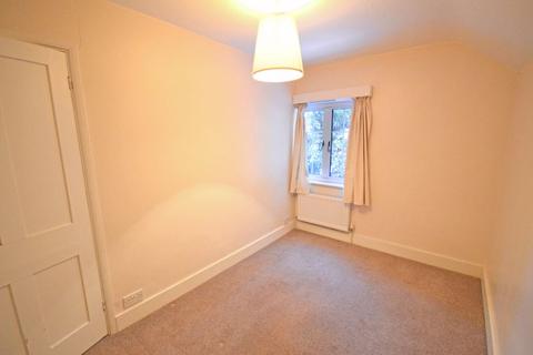 Cosy Cottage Stoney Bottom, Grayshott, Hindhead, GU26 6HN