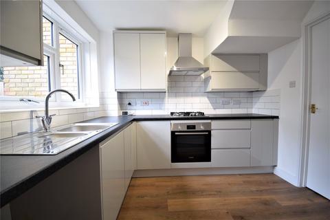 3 bedroom end of terrace house to rent, Water Lane, Farnborough, Hampshire, GU14