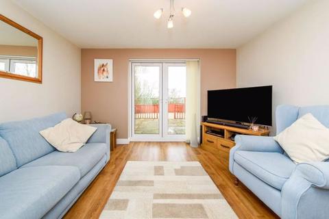 33 Carlisle Close, Oakley, Corby, NN18 8RN