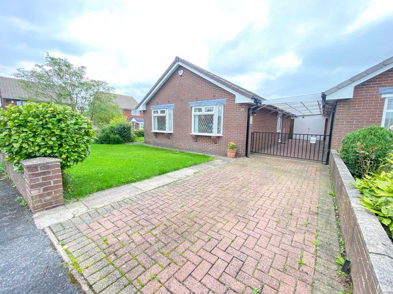 Aspen Close, Harriseahead, ST7 4HD 3 bed detached bungalow £225,000