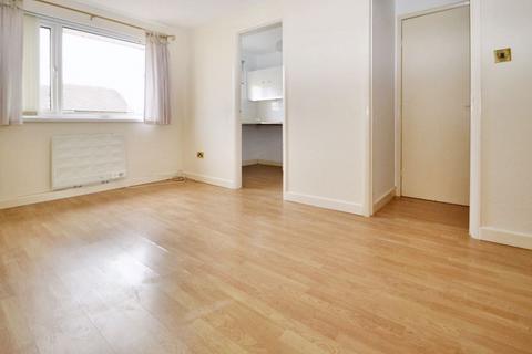 1 bedroom apartment to rent, Corner Croft, Clevedon