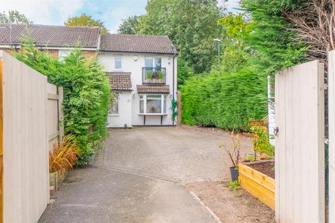 6 Betula Close, Nottingham, NG11 8SD