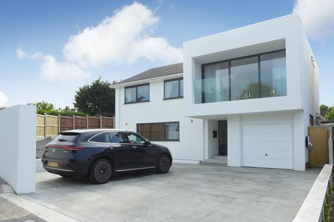 15 Bay View Road, Broadstairs, CT10 2EA