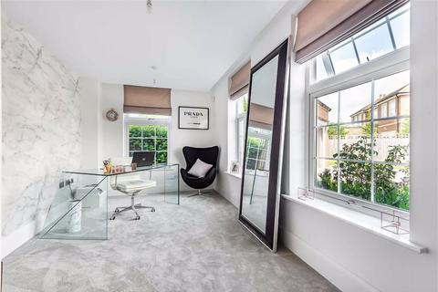 3 Lloyd Close, Goffs Oak, Waltham Cross, EN7 5NQ